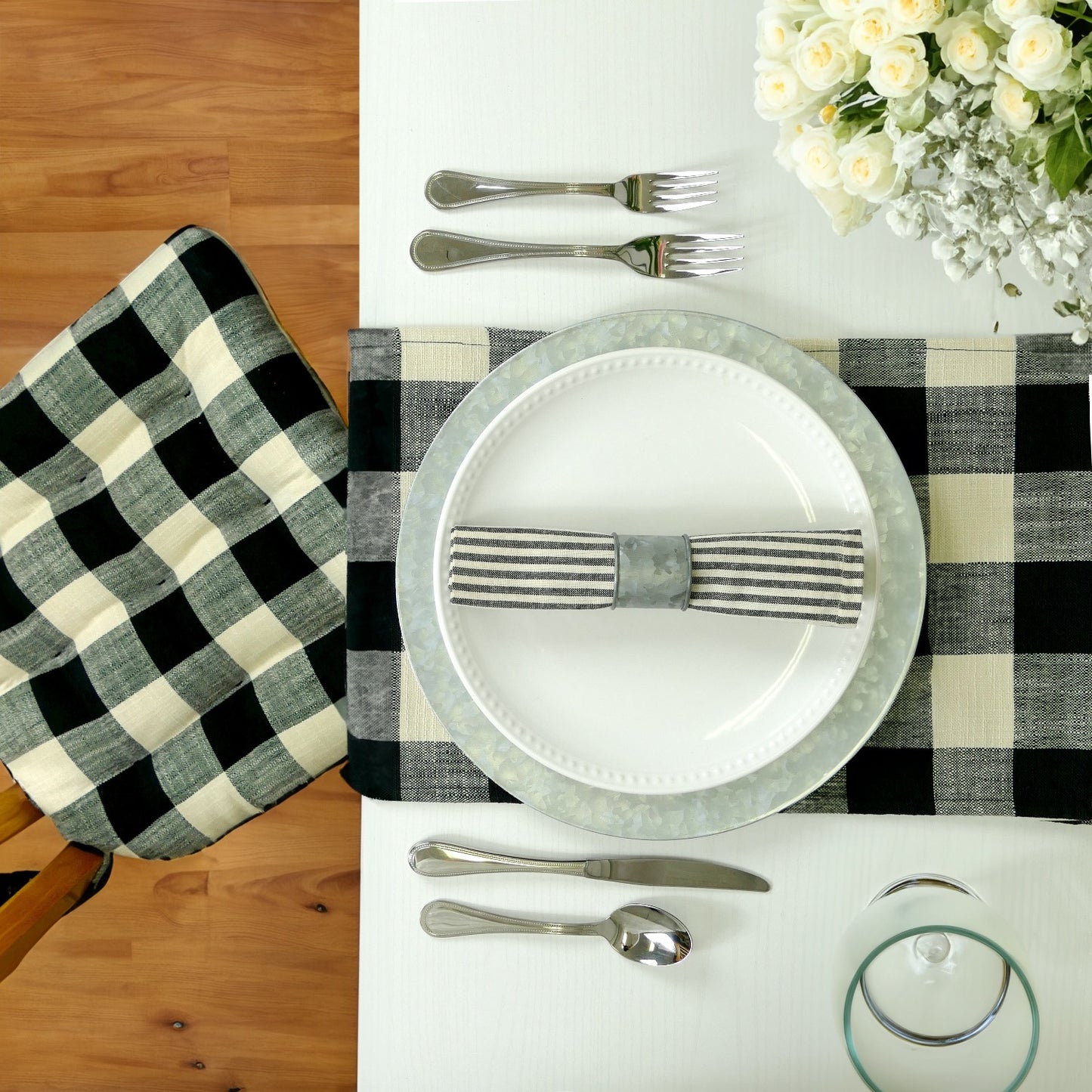 buffalo plaid table runner with matching chair pad