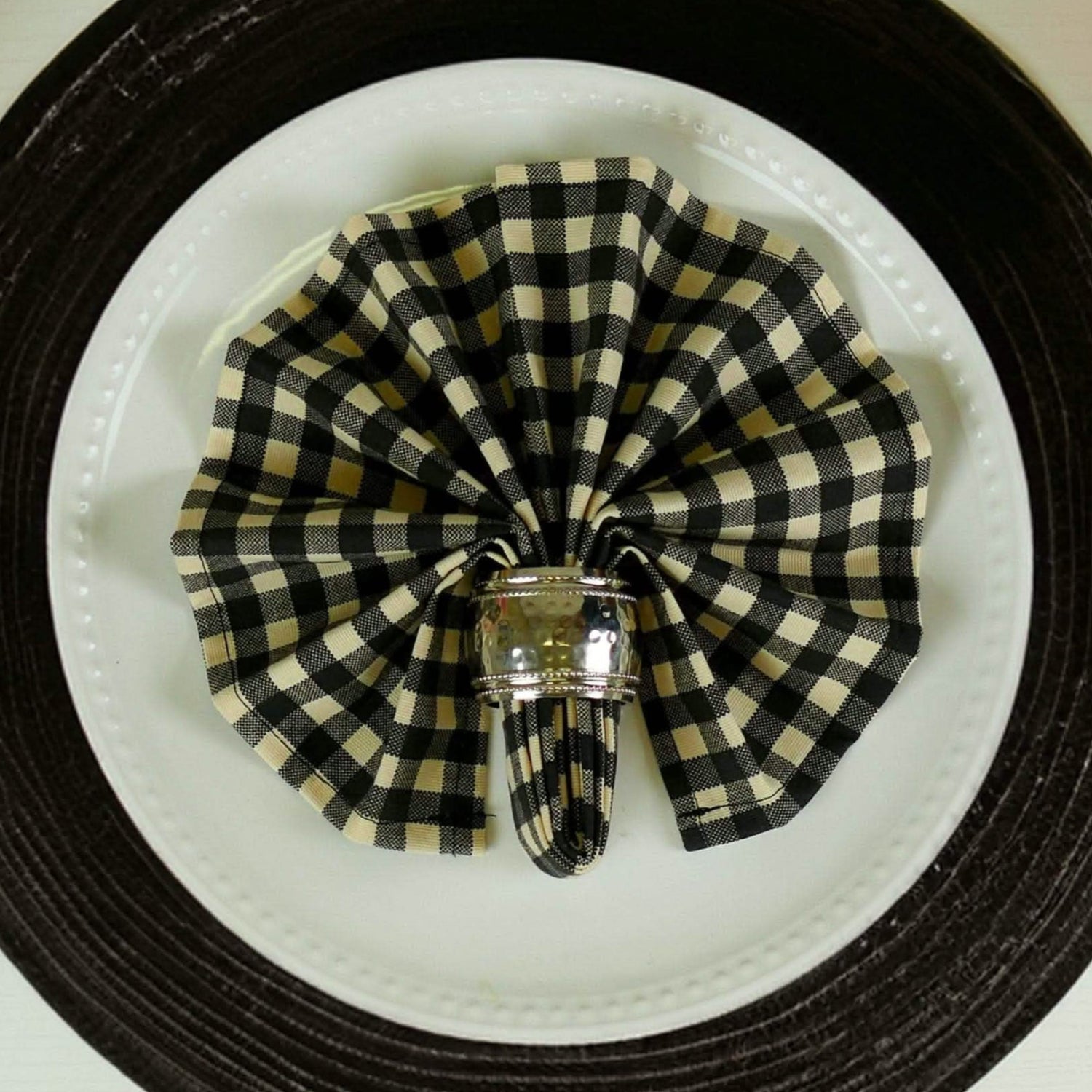 checkered cloth napkins black and white