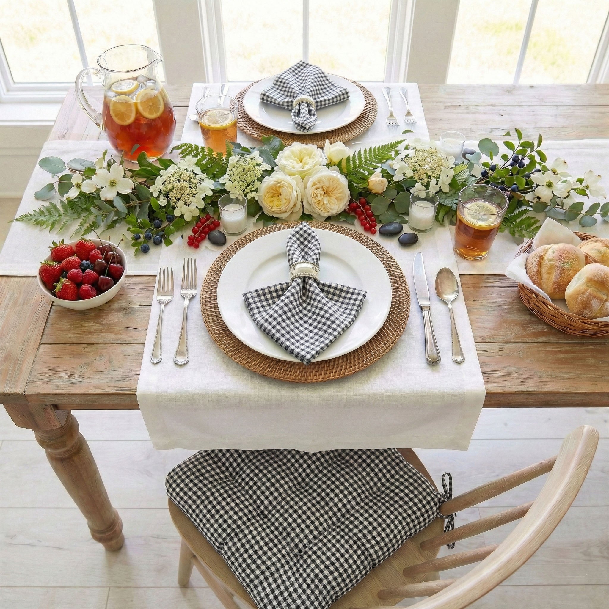 Madrid Black Cloth Napkins Set of 4 or Set of 8