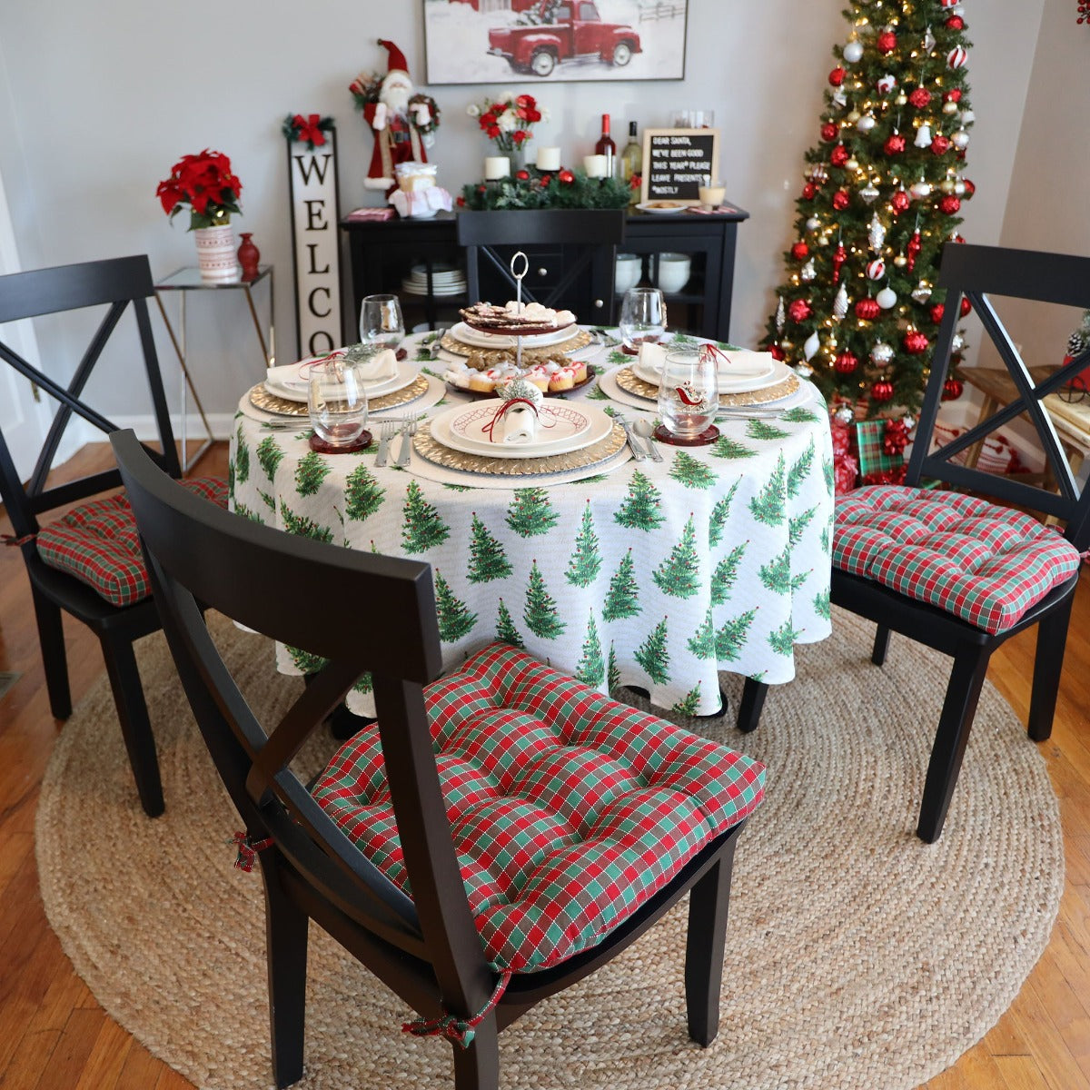 Christmas dining 2025 chair cushions