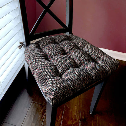 https://barnetthomedecor.com/cdn/shop/files/nala-black-dining-chair-cushions--siganture-collection--barnett-home-decor-1200.jpg?v=1684527795&width=416