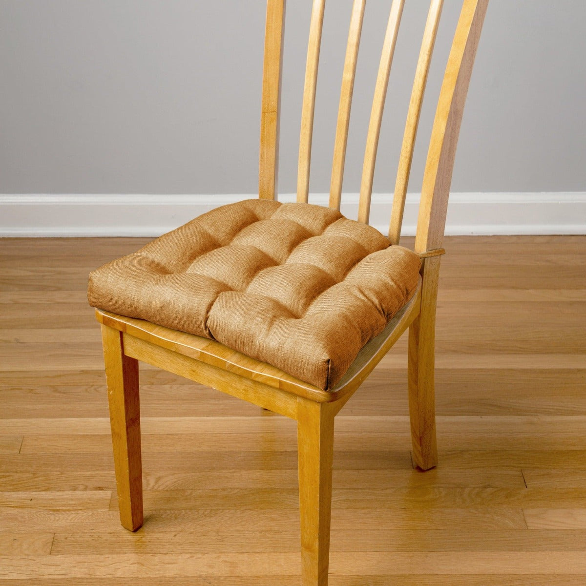 Wooden chair with online foam