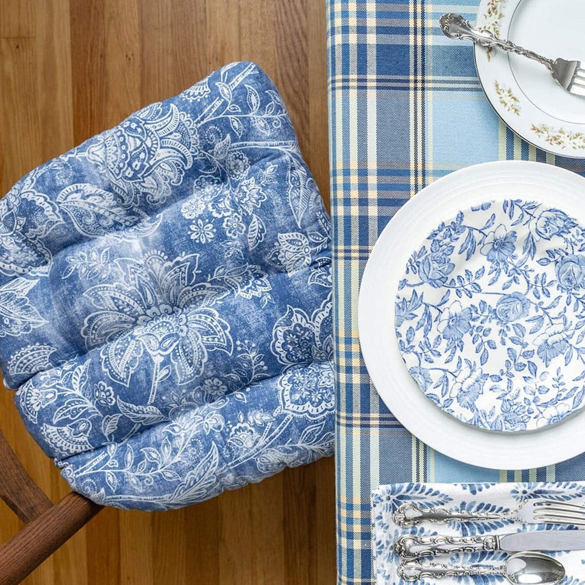 Williamsburg Blue Dining Chair Cushions - Barnett Home Decor - Blue & White