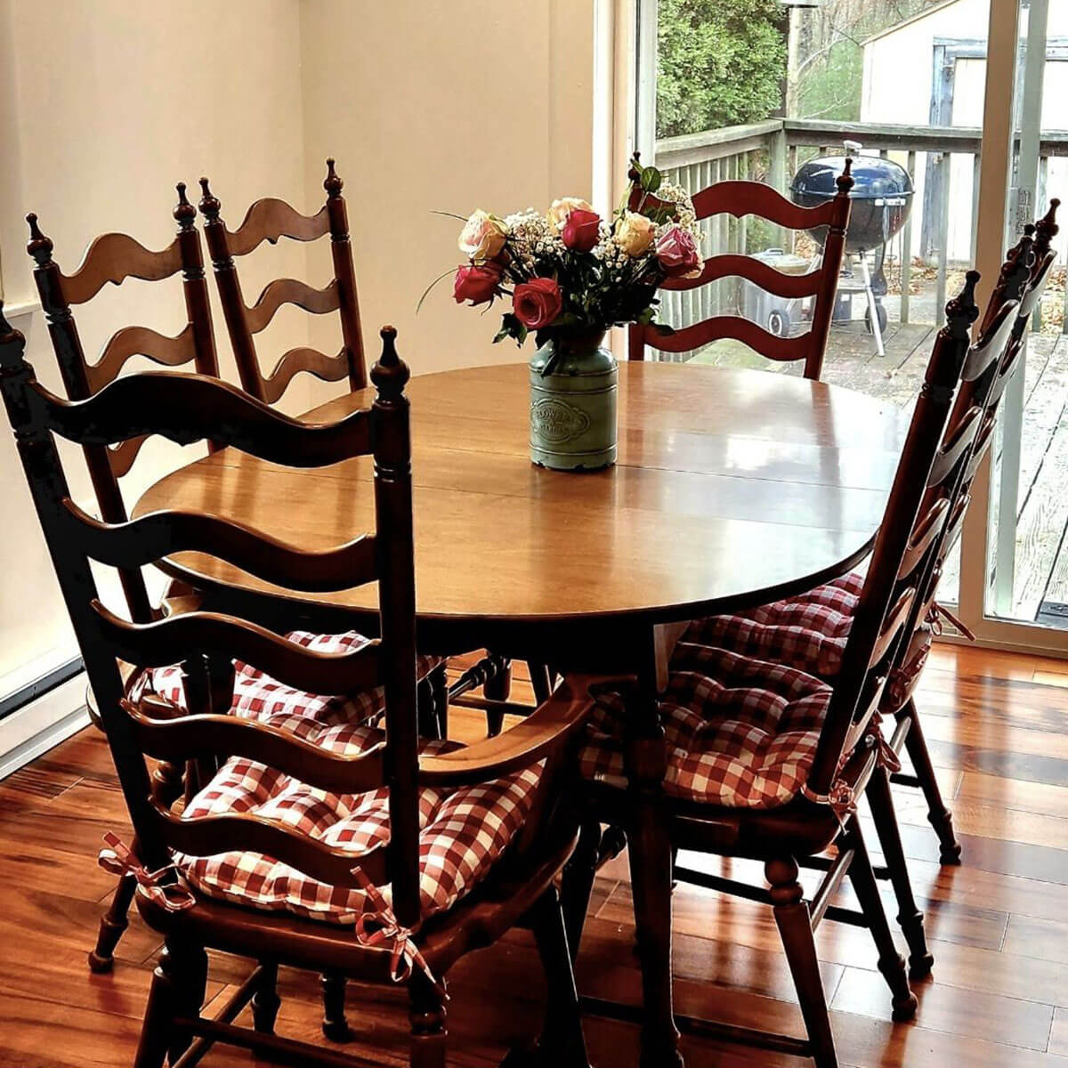 Red dining discount table and chairs